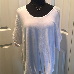 Beautiful comfortable shirt by DKNY Jeans